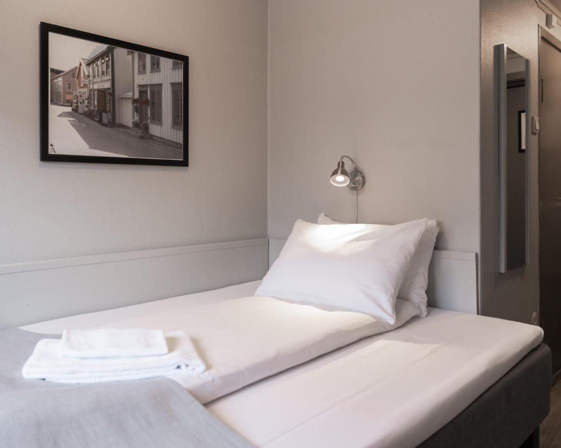 Froken Skjolds Hotel Lyngengarden Mosjøen Exteriér fotografie