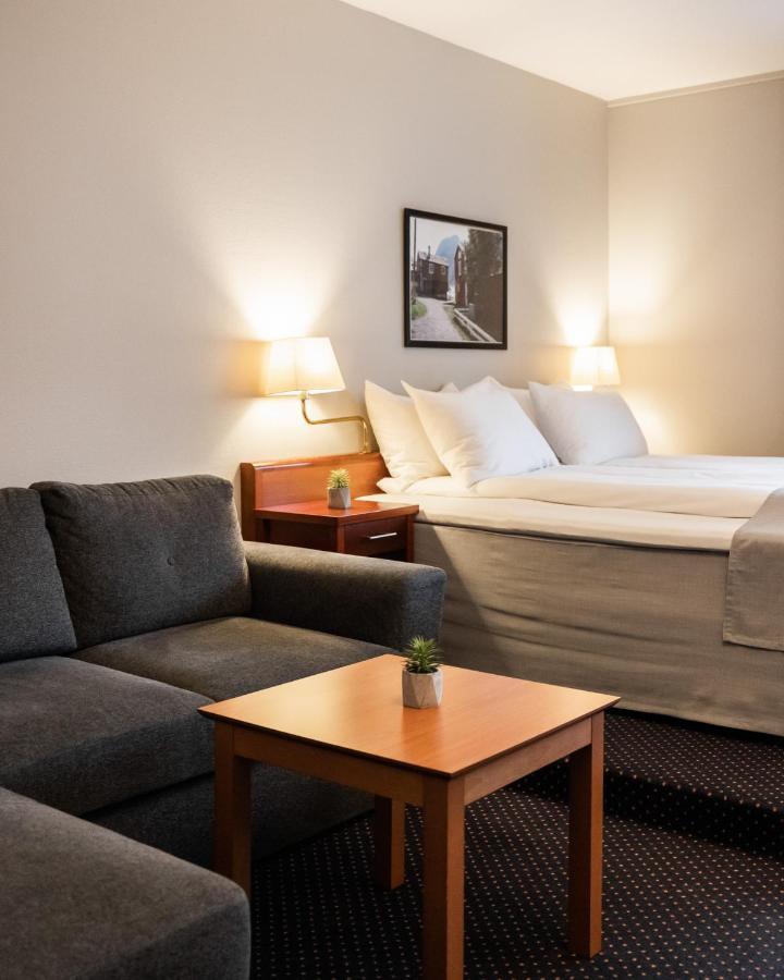 Froken Skjolds Hotel Lyngengarden Mosjøen Exteriér fotografie
